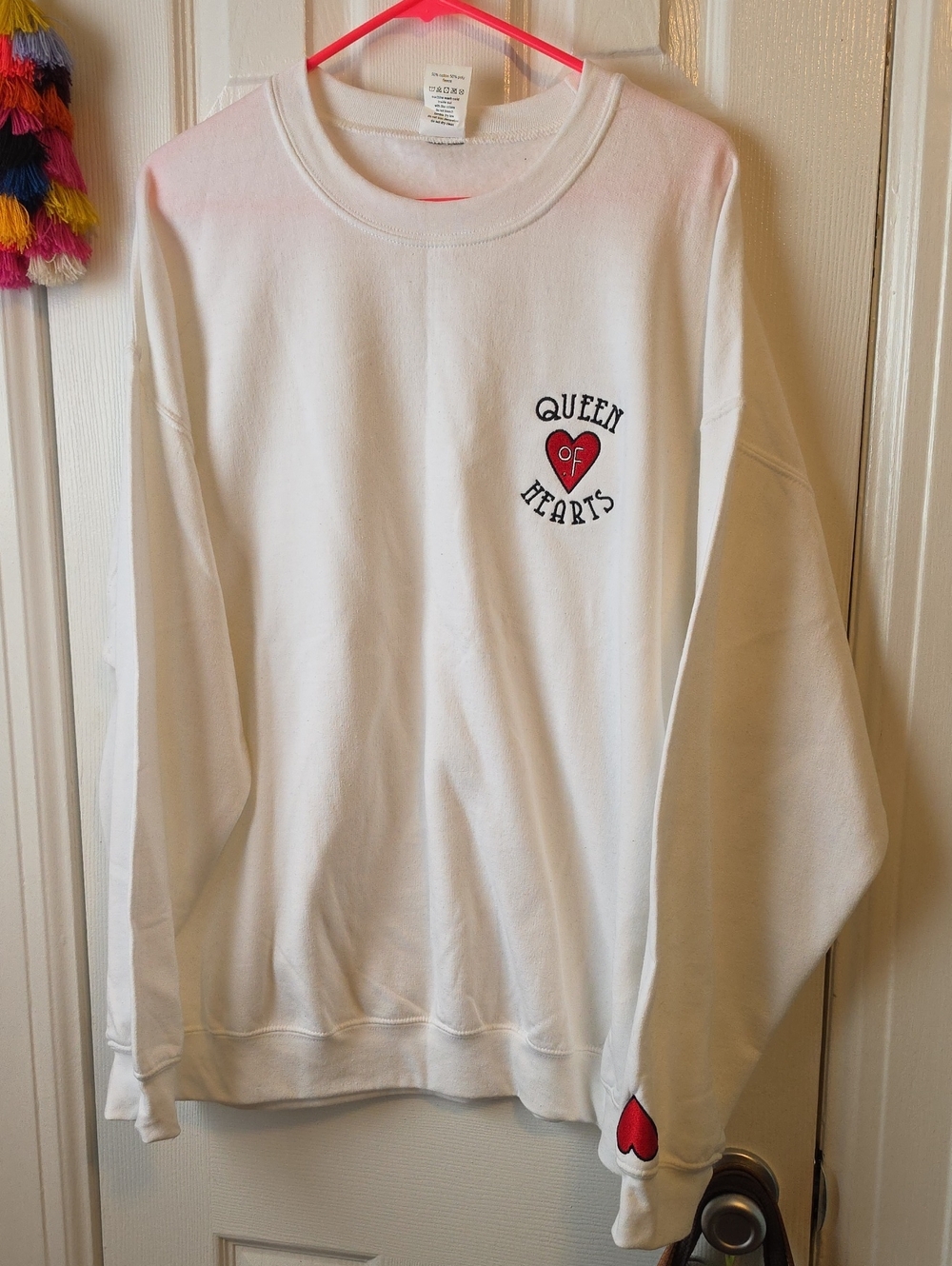 NWOT Queen of Hearts White Crewneck Sweatshirt